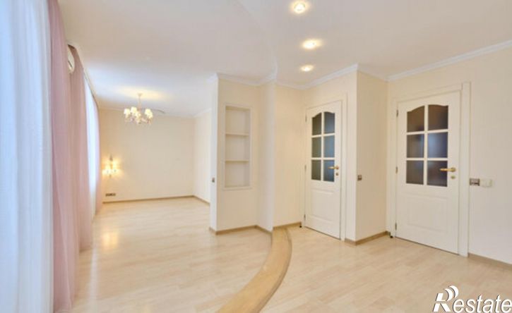 4-комн квартира улица Малкова, 26,  д. 26