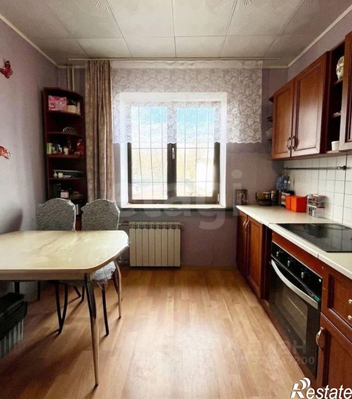 3-комн квартира ул Подводников, 11б,  д. 11б