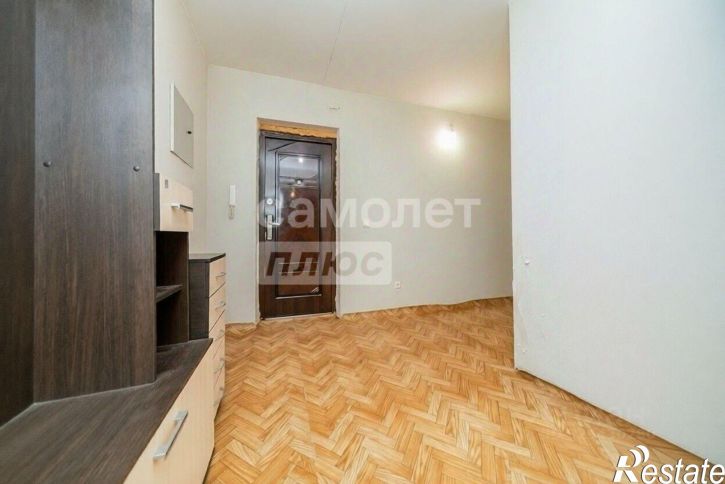 3-комн квартира улица Макаренко, 6,  д. 6