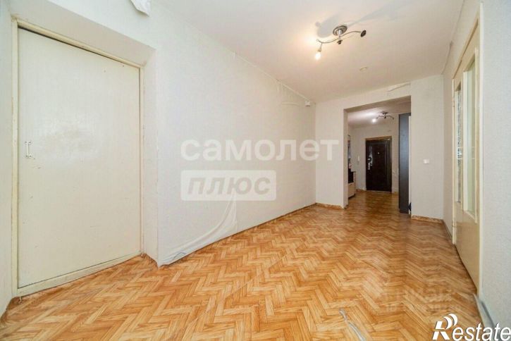 3-комн квартира улица Макаренко, 6,  д. 6