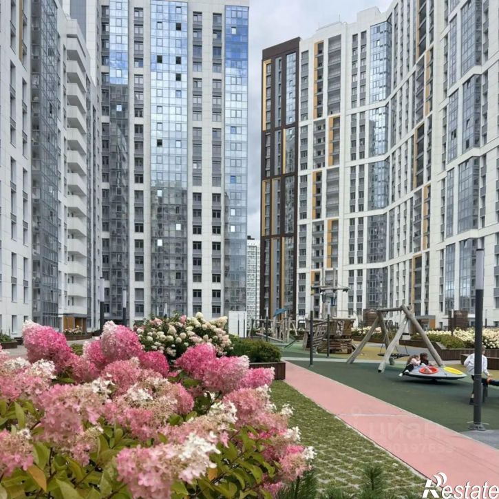 2-комн квартира ул Николая Островского, 52,  д. 52