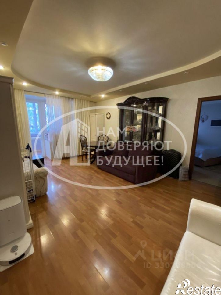 4-комн квартира ул Уинская, 5,  д. 5