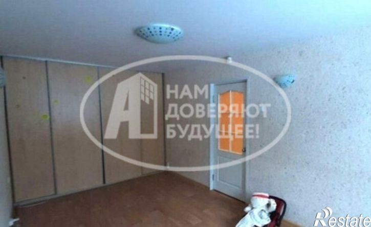 3-комн квартира ул Макаренко, 10,  д. 10
