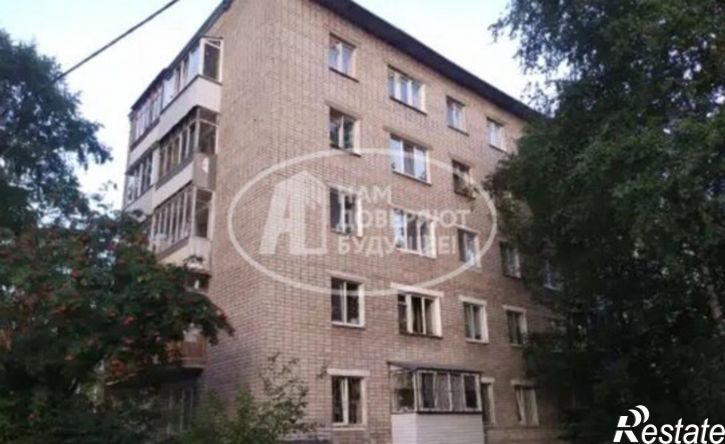 3-комн квартира ул Макаренко, 10,  д. 10