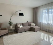 2-комн, 52кв м, этаж 2/9 улица Кочегаров, 71