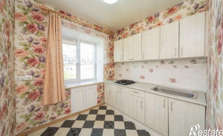2-комн квартира улица Льва Шатрова, 10,  д. 10