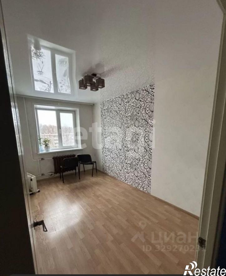 3-комн квартира улица Луговского, 132,  д. 132