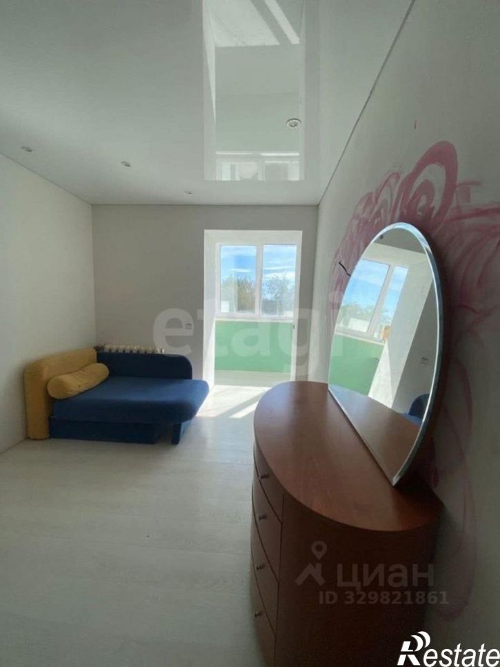 4-комн квартира ул Социалистическая, 14,  д. 14