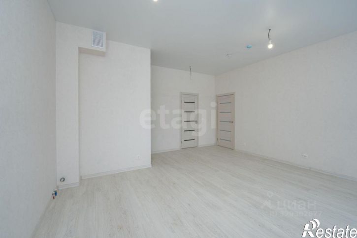 3-комн квартира ул Сергея Есенина, 9а,  д. 9а
