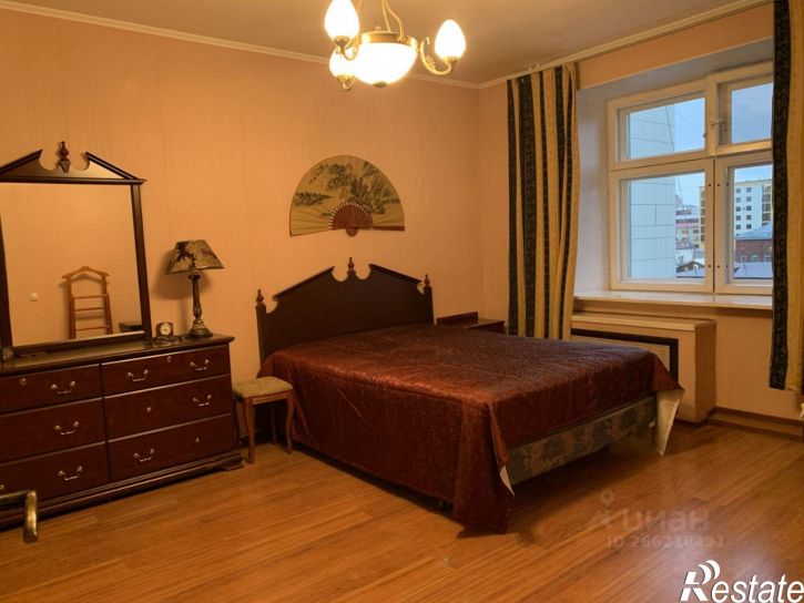 3-комн квартира Комсомольский проспект, 8,  д. 8