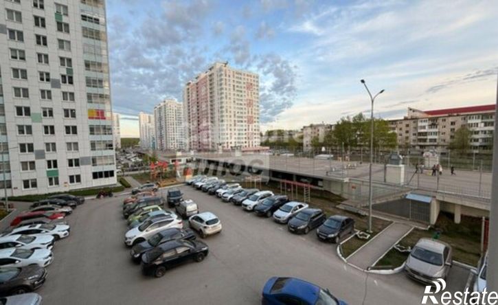 3-комн квартира улица Василия Татищева, 4,  д. 4