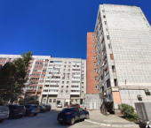 2-комн, 49кв м, этаж 2/10 ул Революции, 8