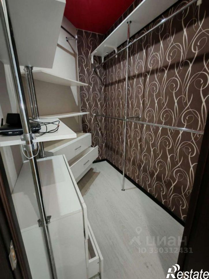 2-комн квартира Уинская улица, 31,  д. 31