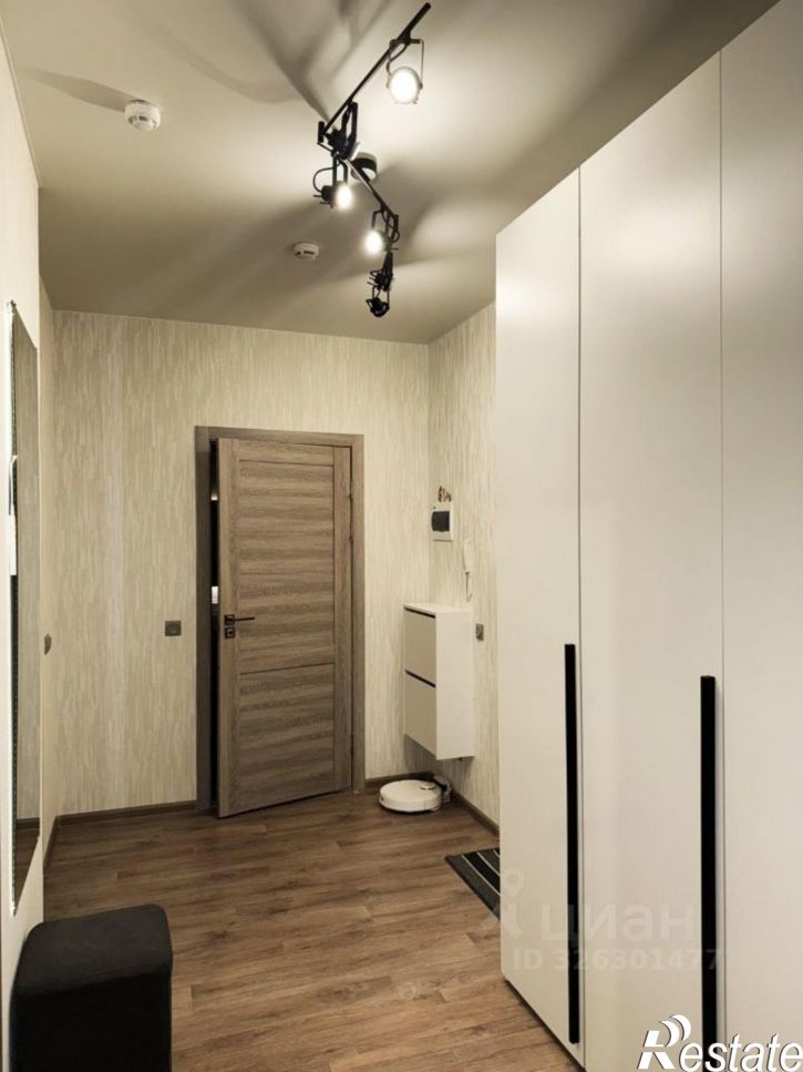 3-комн квартира Сапфирная улица, 13,  д. 13