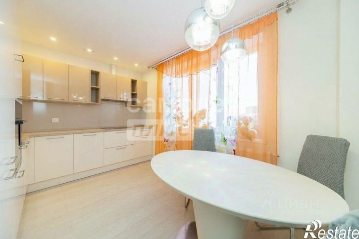3-комн квартира улица Макаренко, 16А,  д. 16А
