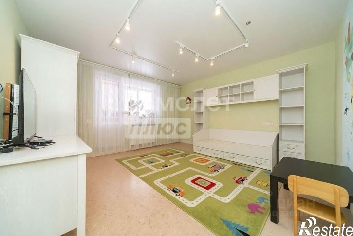 3-комн квартира улица Макаренко, 16А,  д. 16А