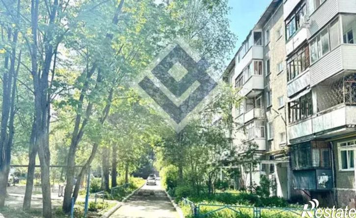 3-комн квартира Стахановская улица, 15,  д. 15