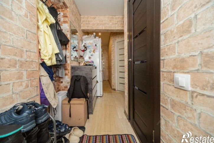 2-комн квартира ул Льва Шатрова, 10,  д. 10