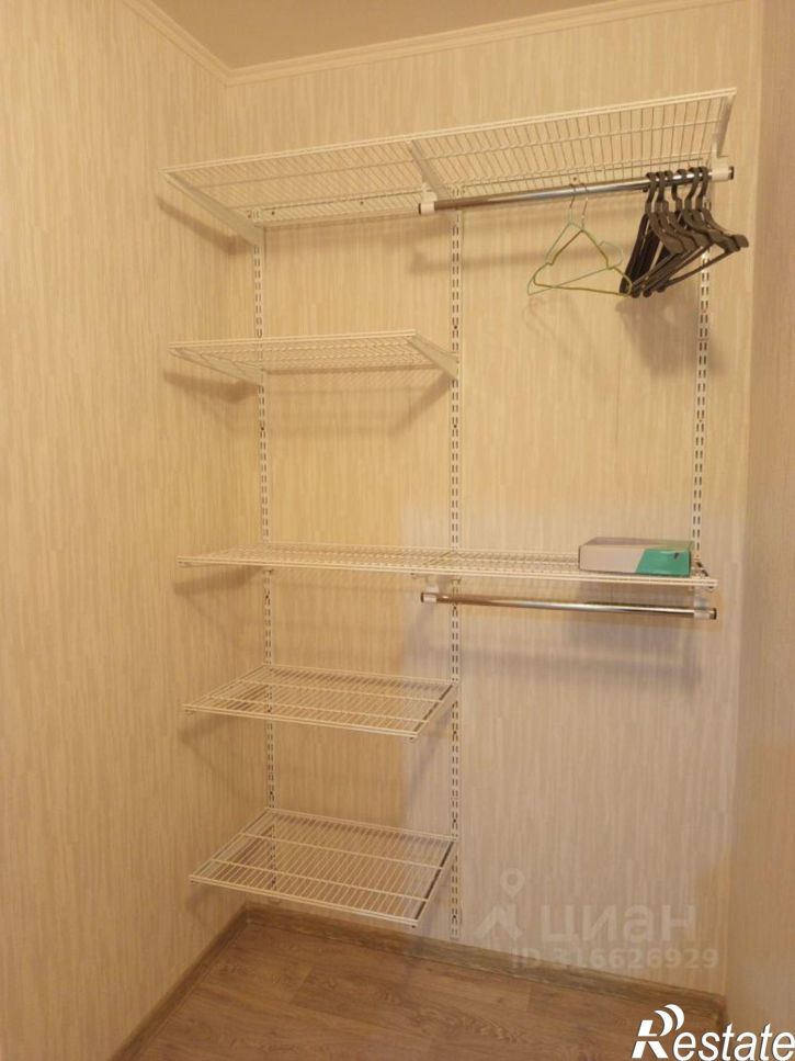 2-комн квартира улица Яблочкова, 3,  д. 3