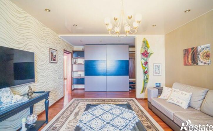 3-комн квартира улица Кронита, 4/2,  д. 4/2