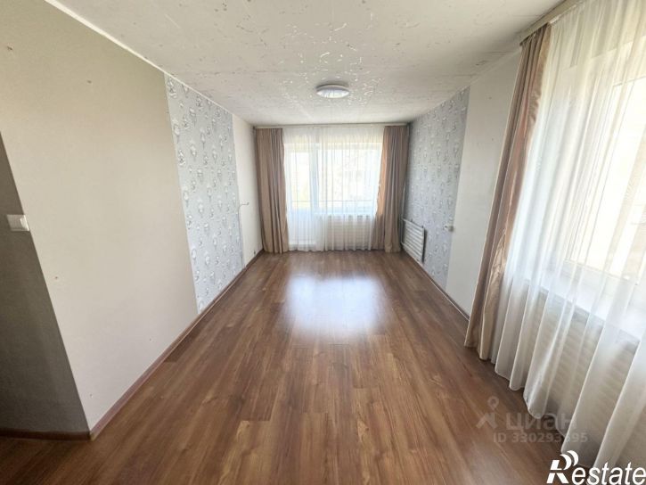 3-комн квартира улица Желябова, 15,  д. 15
