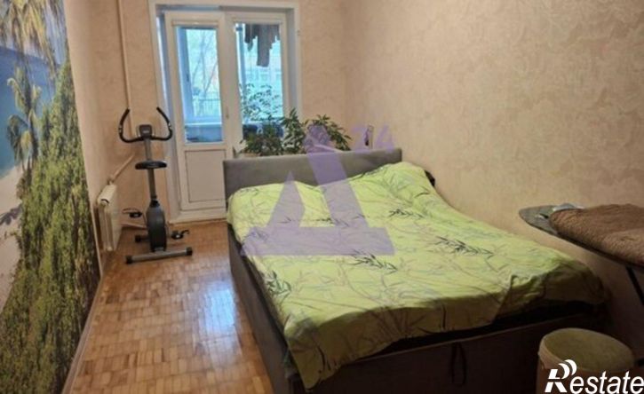 3-комн квартира улица Коминтерна, 30,  д. 30