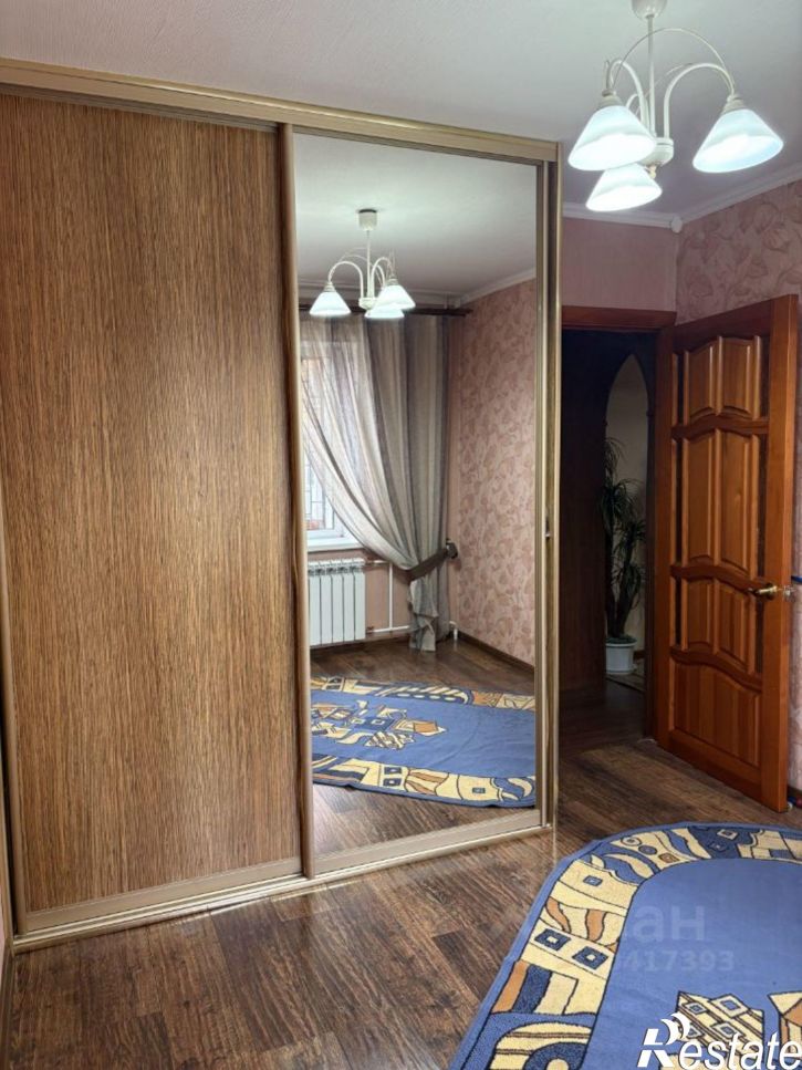 3-комн квартира улица Милиционера Власова, 4,  д. 4