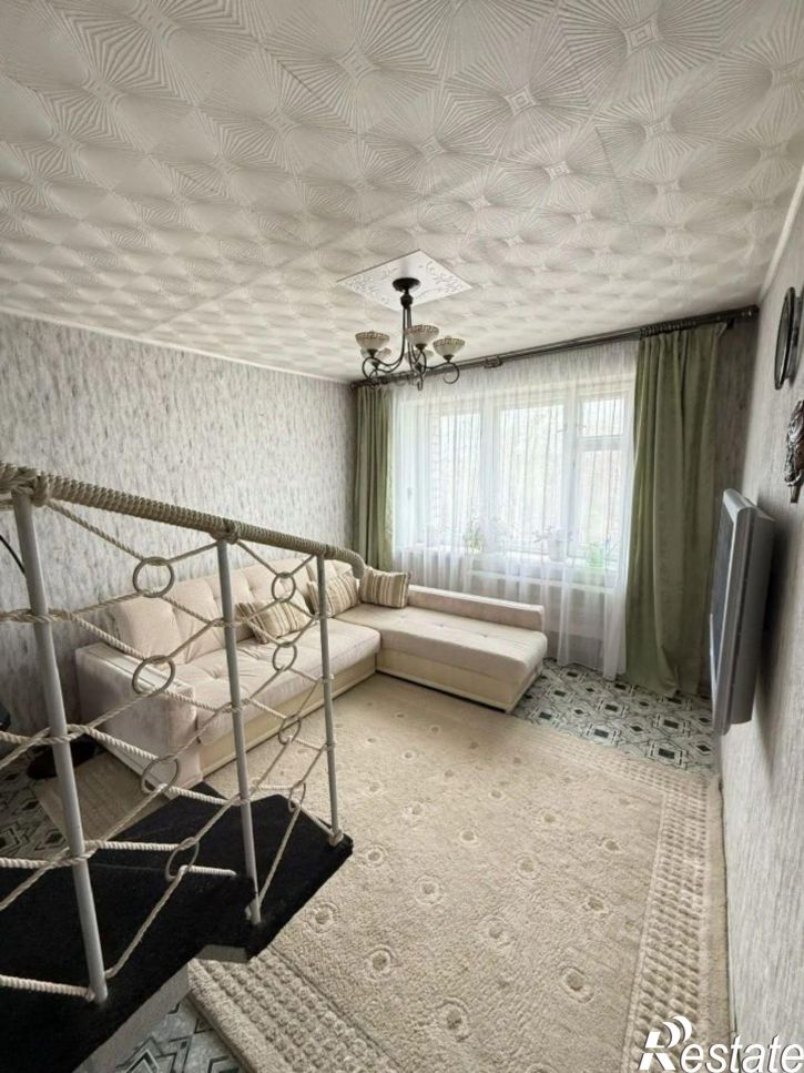 4-комн квартира Социалистическая улица, 14,  д. 14