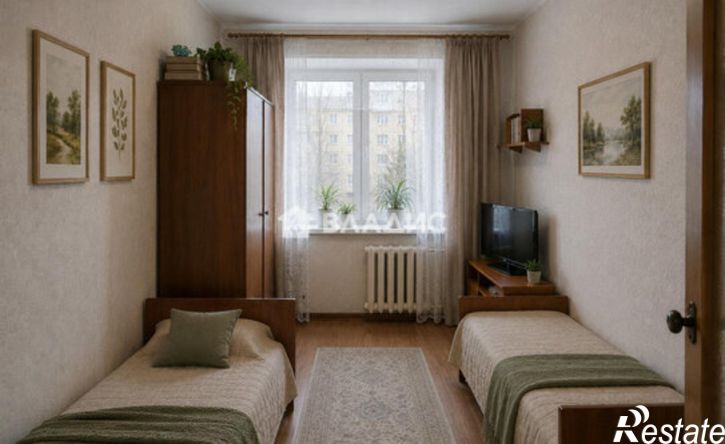3-комн квартира ул Уинская, 4,  д. 4