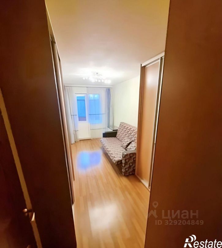 3-комн квартира ул Лаврова, 18/2,  д. 18/2
