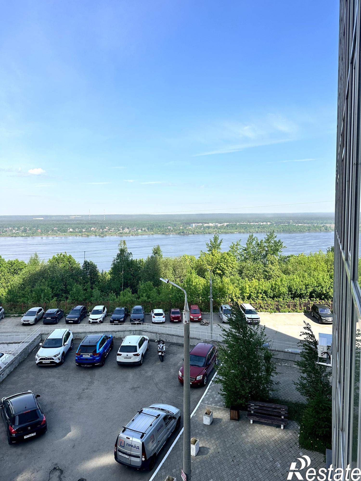 Купить квартиру за 7 100 000 рублей на Красновишерская ул., 35