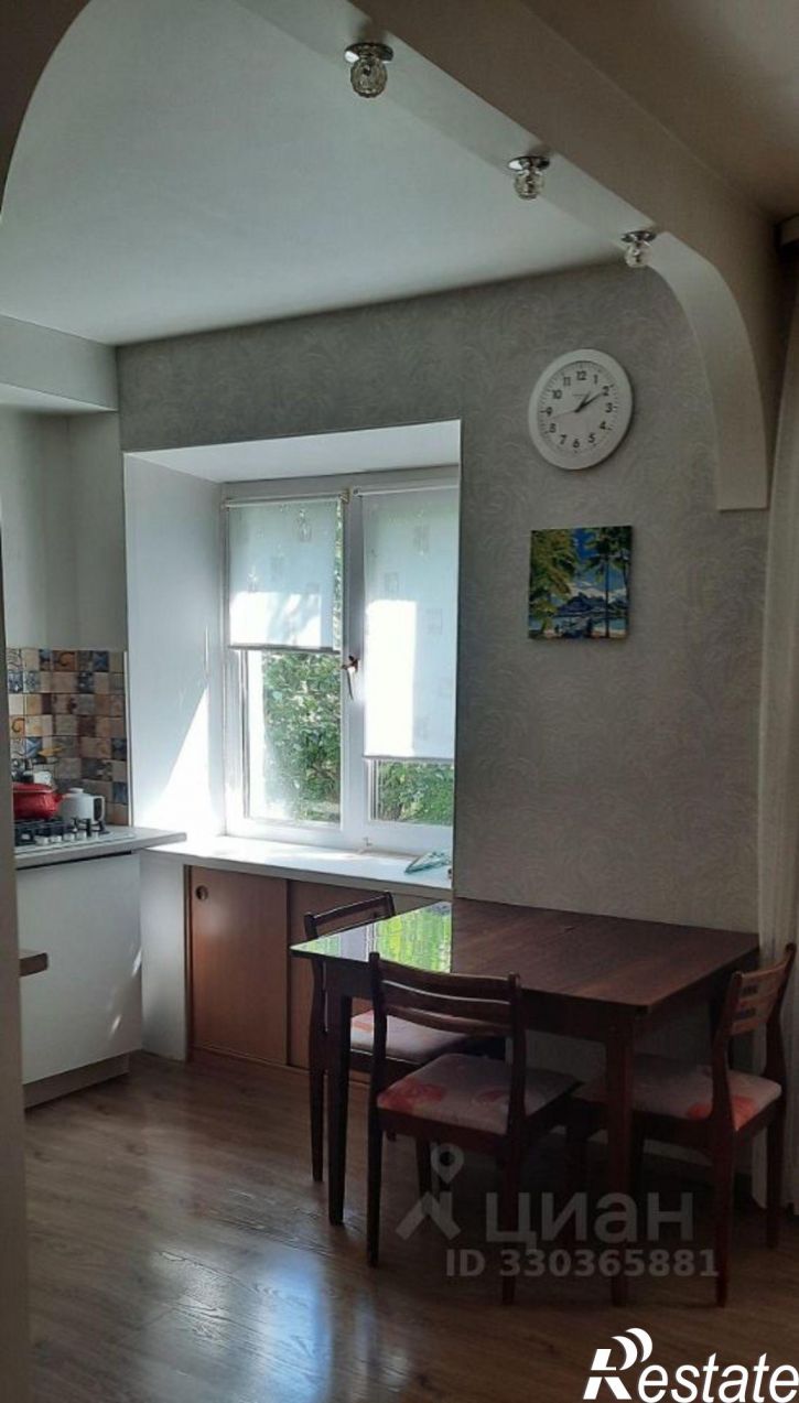 2-комн квартира улица Шишкина, 10,  д. 10