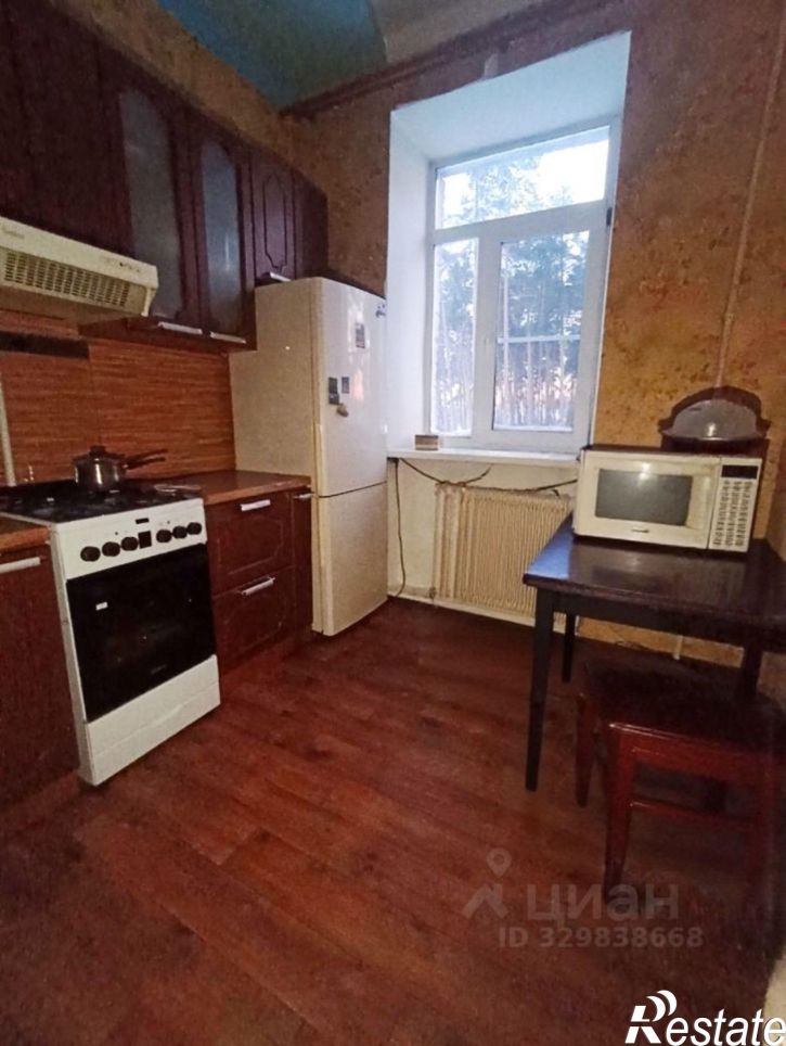 3-комн квартира ул Оборонщиков, 5,  д. 5