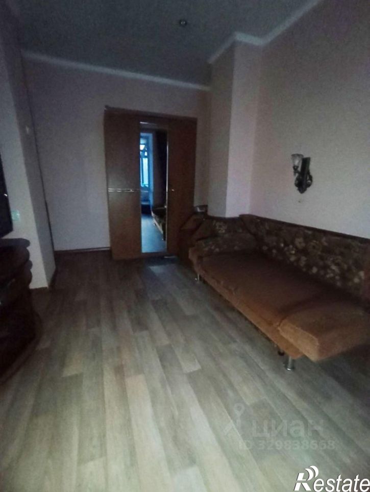 3-комн квартира ул Оборонщиков, 5,  д. 5