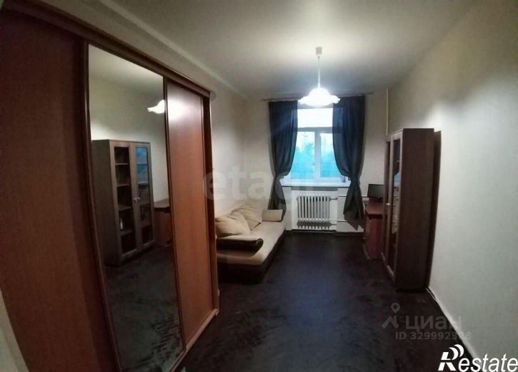 4-комн квартира ул Луначарского, 33,  д. 33