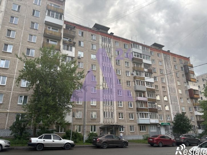 3-комн квартира улица Коминтерна, дом 30