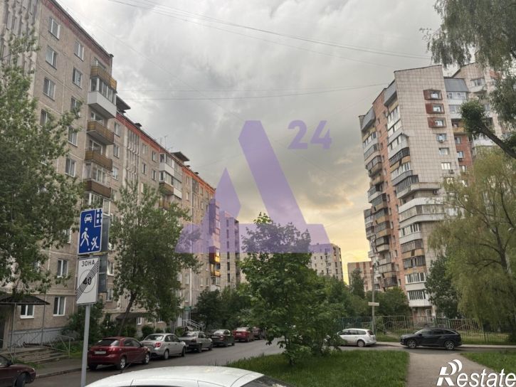 3-комн квартира улица Коминтерна, дом 30