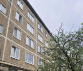 2-комн, 38кв м, этаж 1/5 улица Васнецова, 11