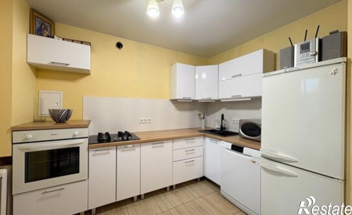 2-комн квартира улица 13-я Линия, 10/1,  д. 10/1