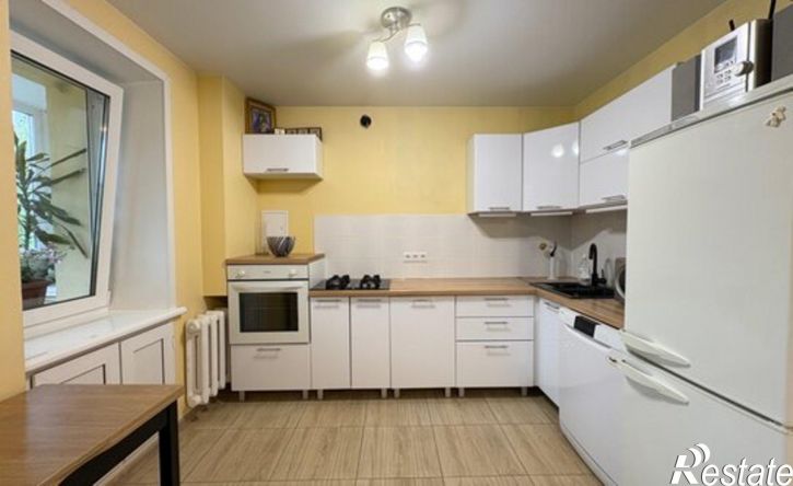 2-комн квартира улица 13-я Линия, 10/1,  д. 10/1