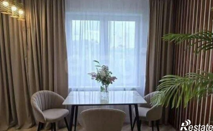 3-комн квартира улица Красные Казармы, 64,  д. 64
