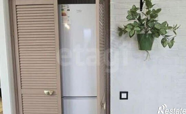 3-комн квартира улица Красные Казармы, 64,  д. 64