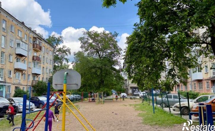 1-комн квартира улица Адмирала Нахимова, 10,  д. 10