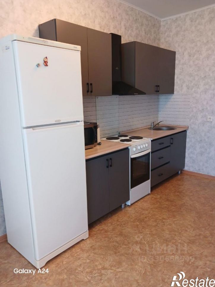 1-комн квартира улица Фрезеровщиков, 86,  д. 86
