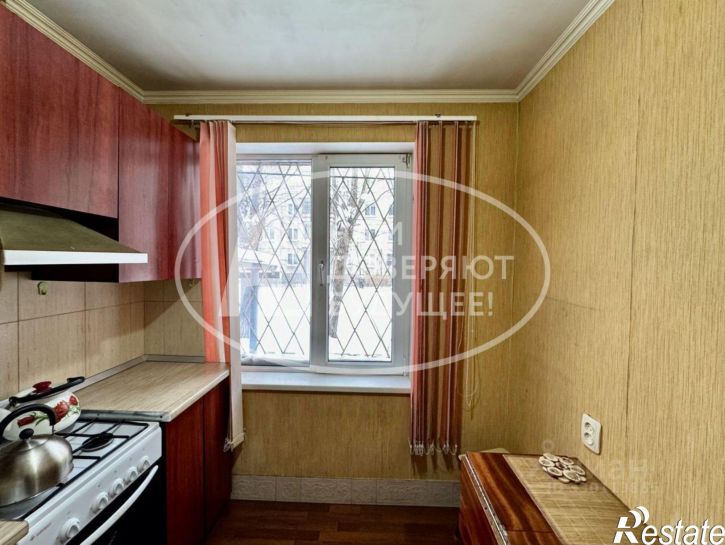 Комната улица Крисанова, 8,  д. 8