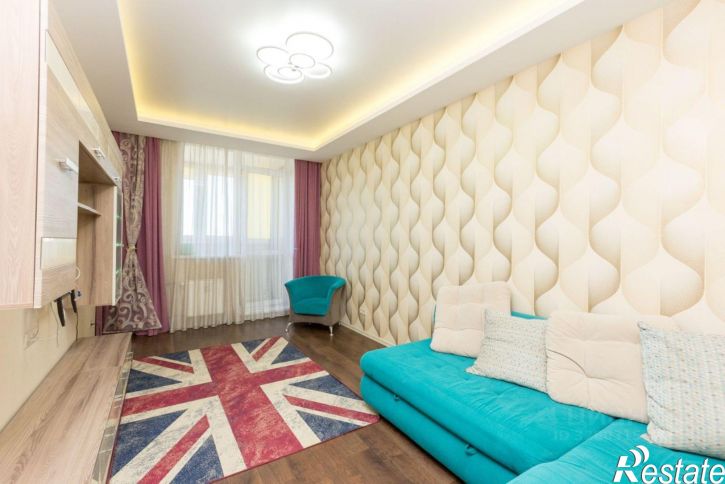 3-комн квартира улица Карпинского, 112,  д. 112