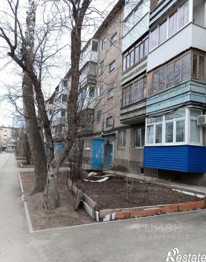 3-комн квартира улица Архитектора Свиязева, 50/1,  д. 50/1