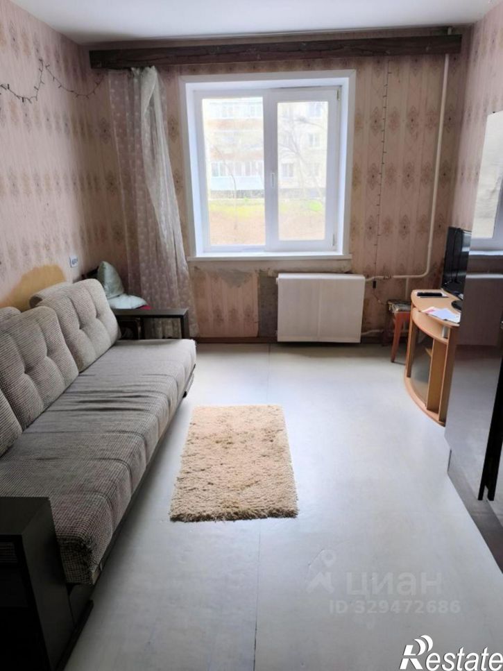3-комн квартира ул Хрустальная, 15,  д. 15