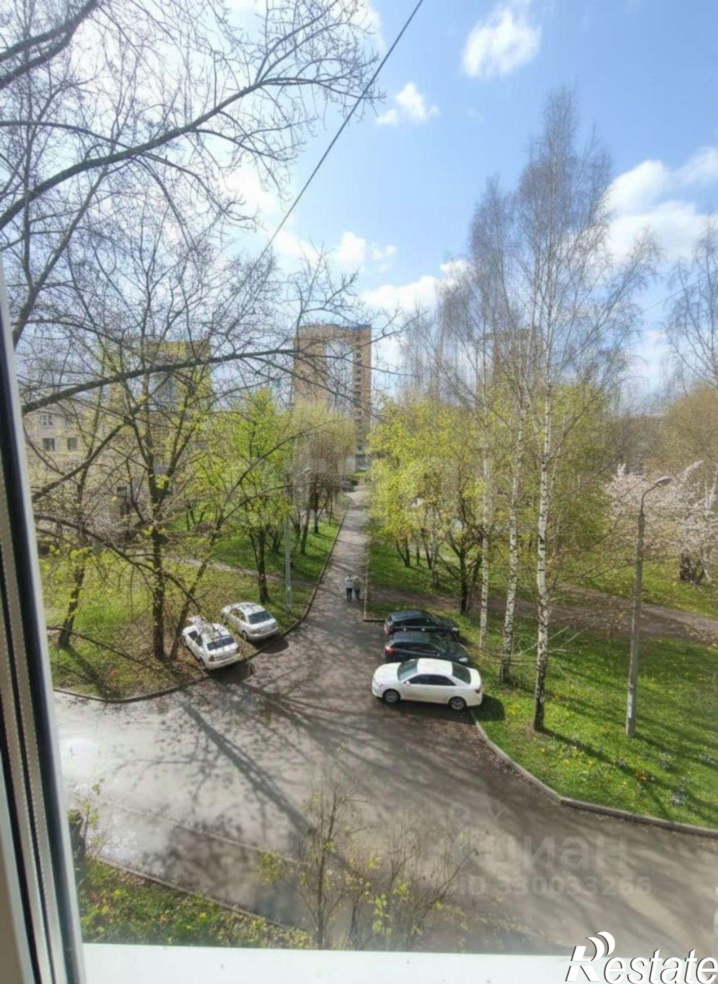 Сдать комнату за 12 000 рублей на бульвар Гагарина, 19