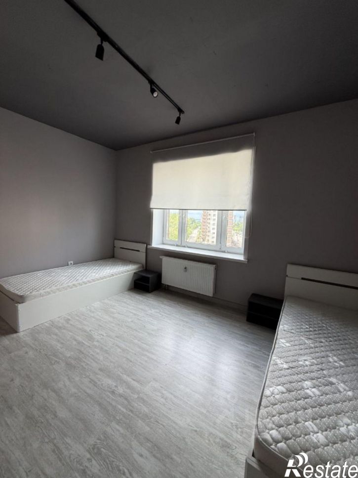 2-комн квартира улица Карпинского, 99Г,  д. 99Г